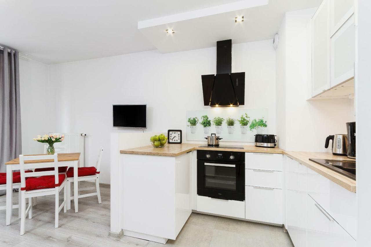 Apartments Claro II By Noclegi Renters Cracovie Extérieur photo